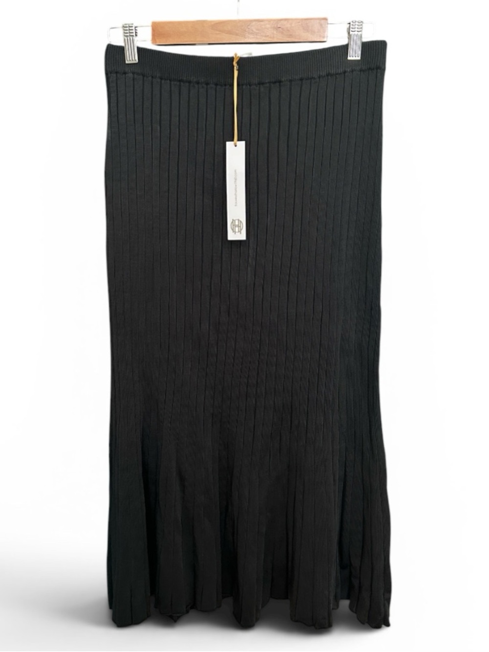 House of Harlow 1960 Ribbed Crop Top & Skirt Set - Picture 2 of 8